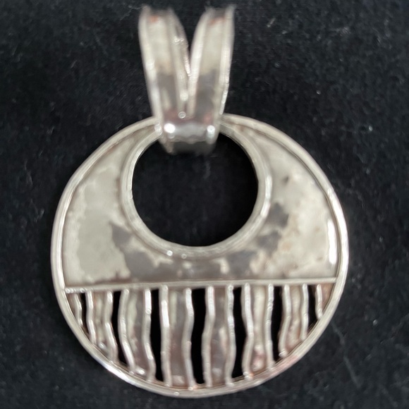 Retired Silpada Designs SS Pendant - Picture 3 of 4